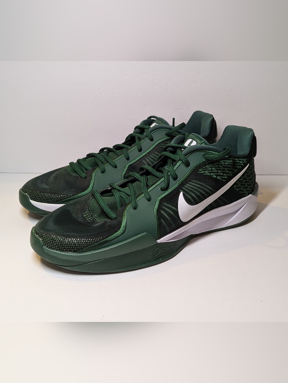 Nike Sabrina 2 TB Gorge Green White HF3234-300 Womens Size 10 Mens Size 8.5 New